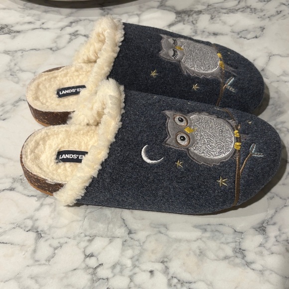 Lands' End Charcoal Owl Slippers - Picture 2 of 6